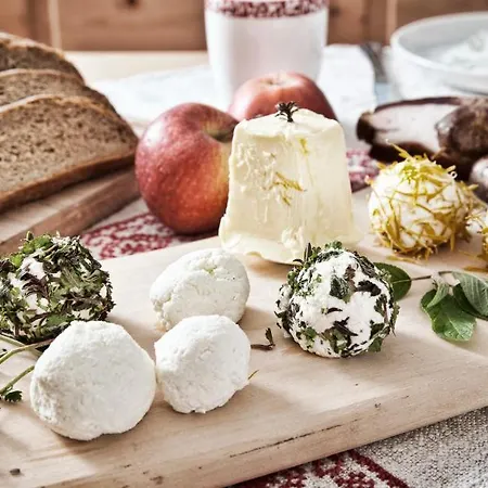 Schaus Lueftenegger - Apart-zirbenpension Gæstehus