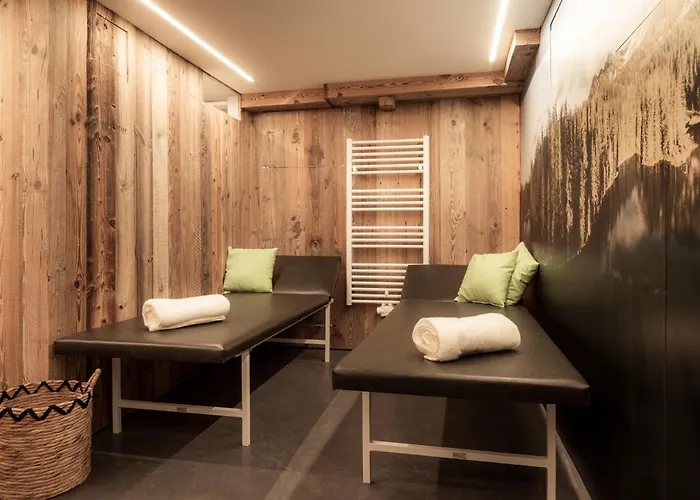 Casa de hóspedes Schaus Lueftenegger - Apart-zirbenpension 3*