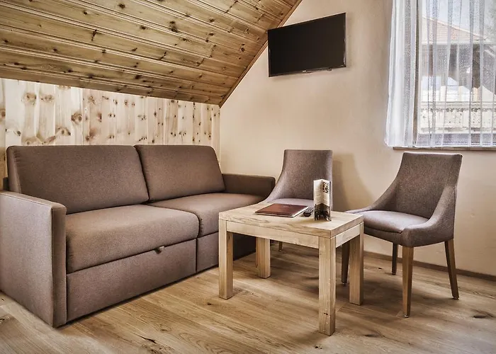 Schaus Lueftenegger - Apart-zirbenpension Casa de hóspedes 3*